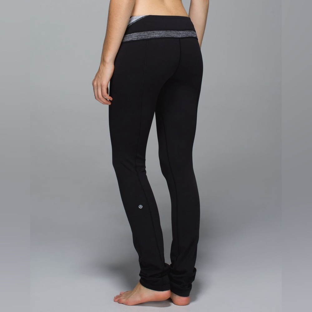 Lululemon Skinny Groove Pant  Full-On Luon Size 4